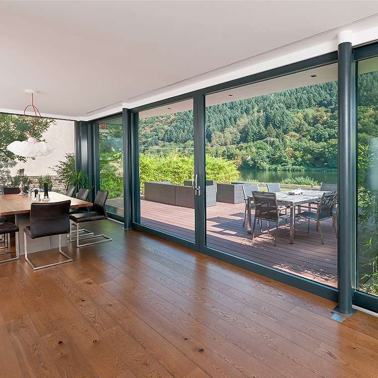 Baie soulevante-coulissante PVC vue de l'intérieur