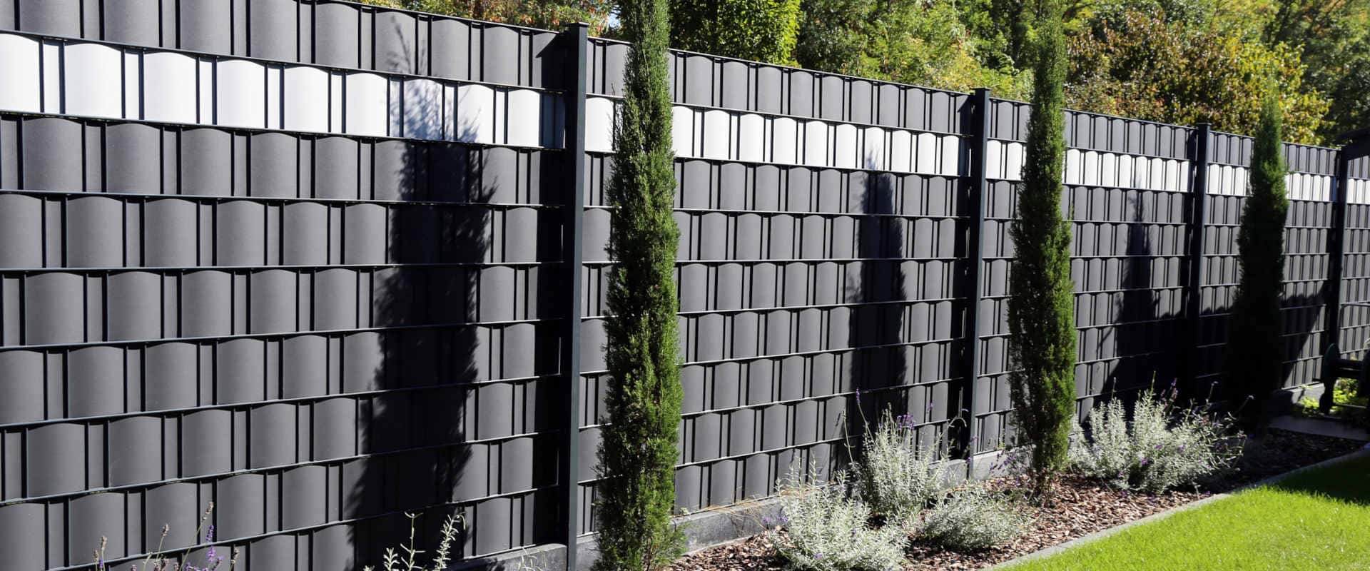 Grillage rigide avec brise-vue