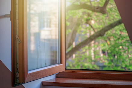 Modèle fenêtre bois 3 vantaux