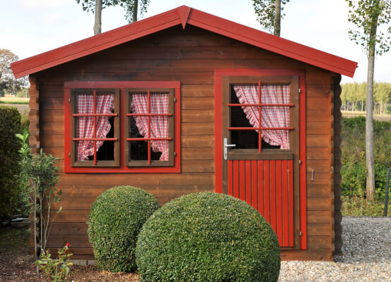 Fenêtre cabane jardin