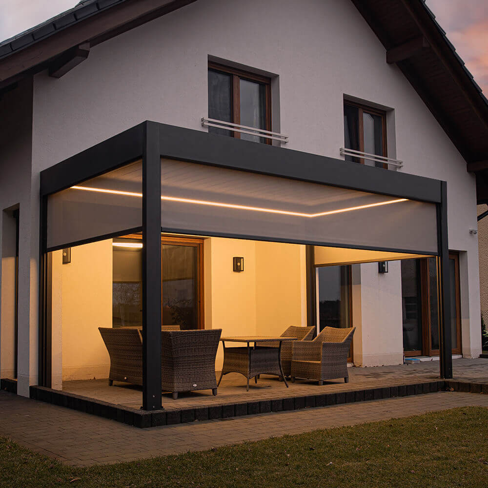 Pergola autoportée avec stores latéraux et éclairage LED