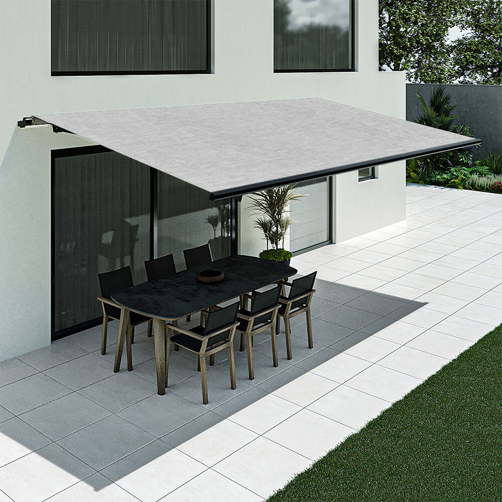 Terrasse avec store banne ouvert