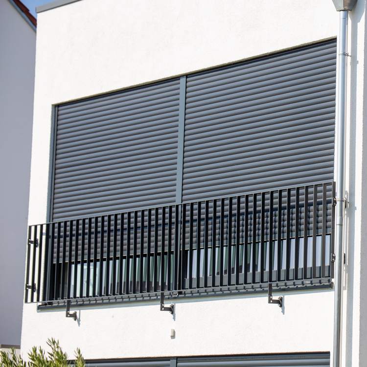 volet roulant 240cm x 220 cm