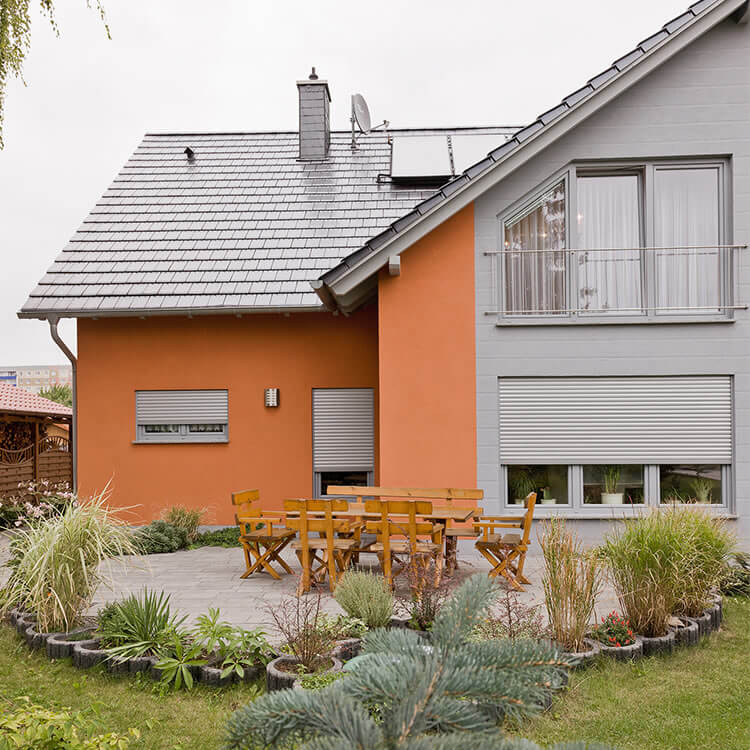 Maison avec volet roulant intégré