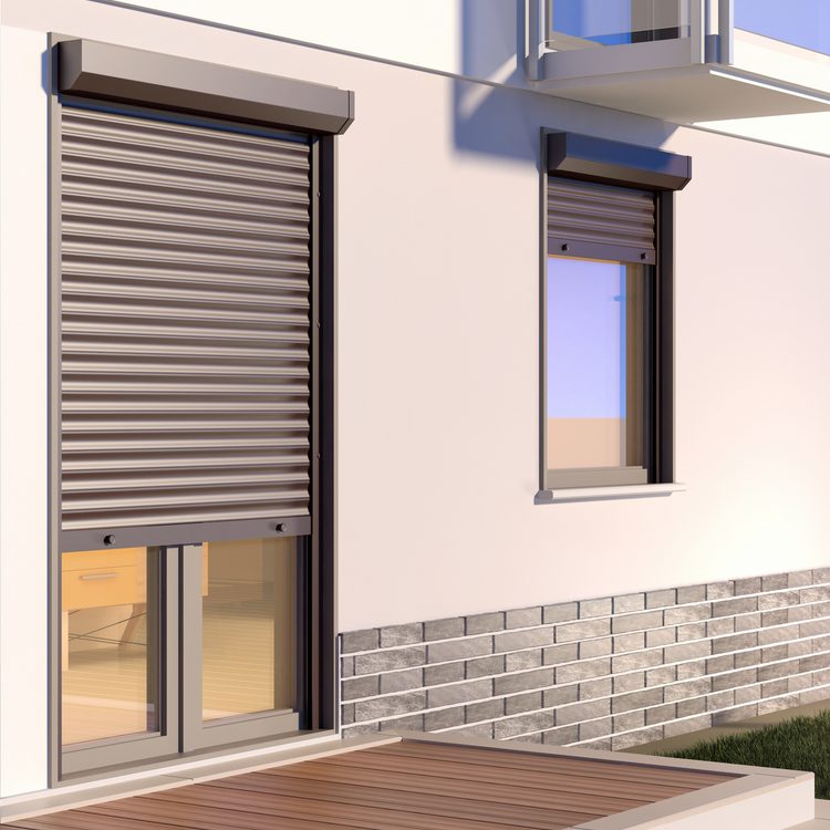 volet roulant extérieur rectangulaire façade