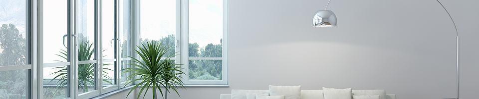Angle vitré avec fenêtres oscillo-battantes